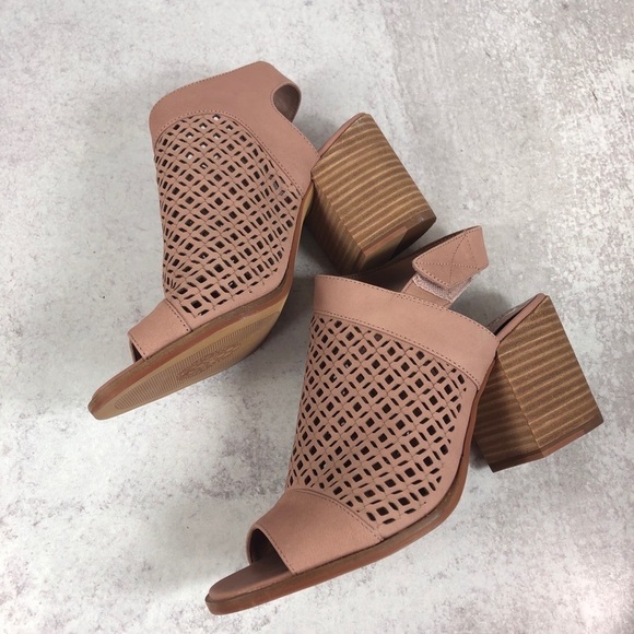 New Vince Camuto keannie blush leather heels 6.5 - Picture 2 of 8